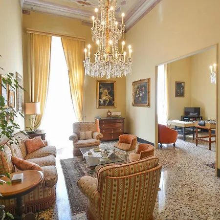 Apartment 3 Bedroom Cozy In Sestri Ponente