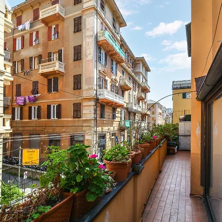 3 Bedroom Cozy In Sestri Ponente * Genoa